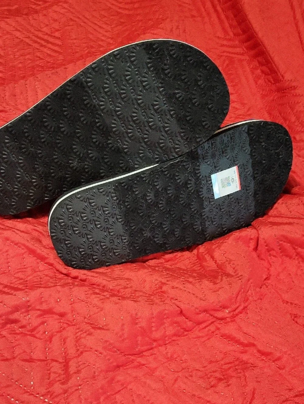 UGG easy slip